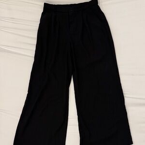 Women’s  Black Wide-Leg Pants